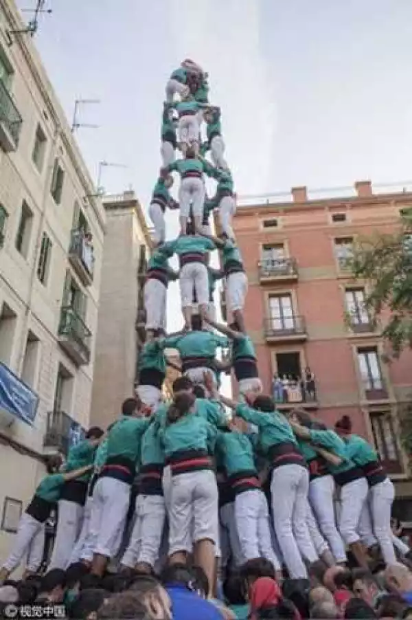 See Incredible Photos Of Human Pyramid Which Have Gone Viral